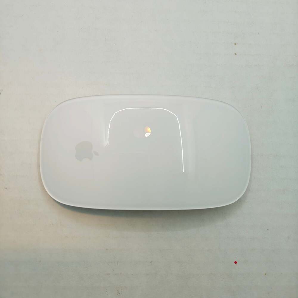 Apple Magic Mouse A3204 USB-C Charging White Wireless - Picture 2 of 3